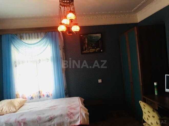 6 otaqlı həyət evi/bağ evi - Novxanı q. - 400 m² (15)