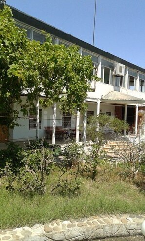 6 otaqlı həyət evi/bağ evi - Novxanı q. - 400 m² (2)