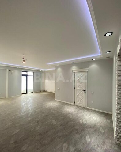 3-комн. новостройка - м. 8 ноября - 148 м² (1)