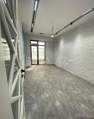 3-комн. новостройка - м. 8 ноября - 148 м² (3)