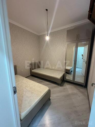3-комн. новостройка - м. 28 мая - 90 м² (3)