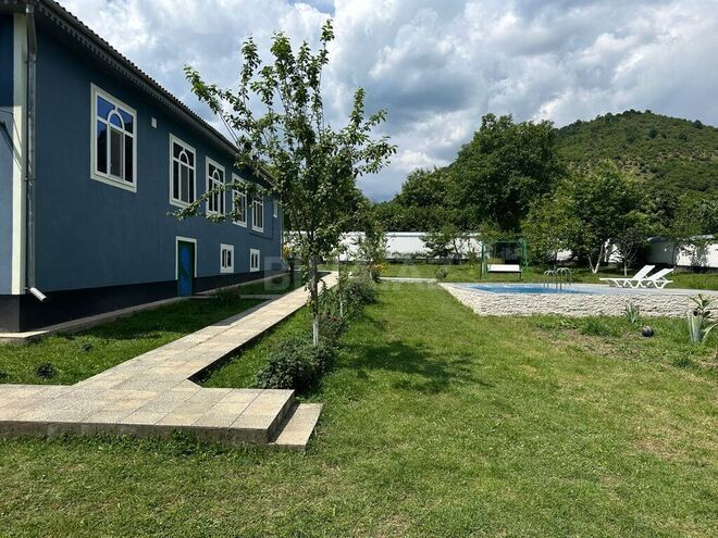 4 otaqlı həyət evi/bağ evi - Qəbələ - 240 m² (3)