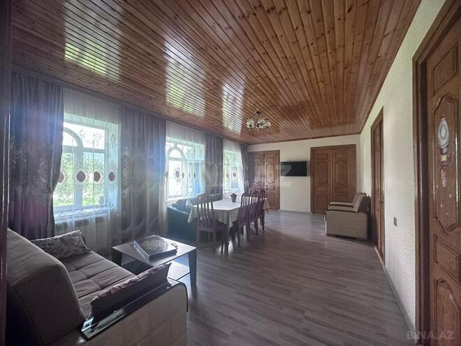 4 otaqlı həyət evi/bağ evi - Qəbələ - 240 m² (6)