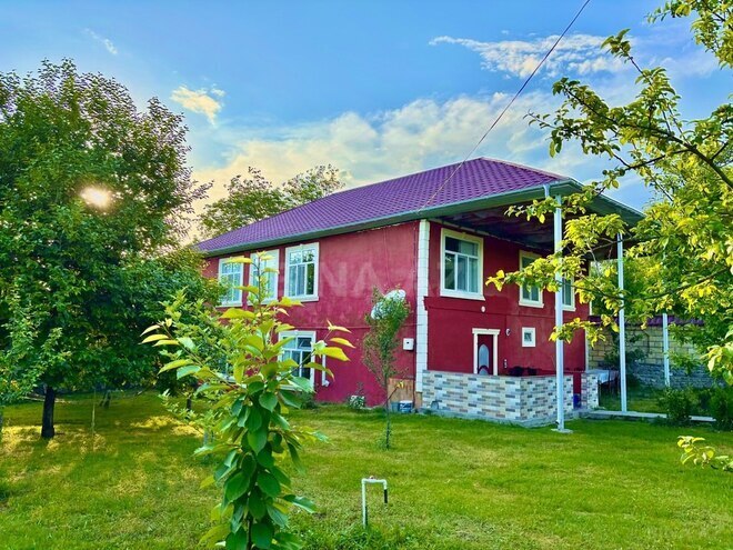 3 otaqlı həyət evi/bağ evi - Qəbələ - 150 m² (1)