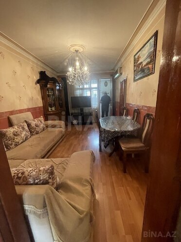 2 otaqlı köhnə tikili - 7-ci mikrorayon q. - 50 m² (1)