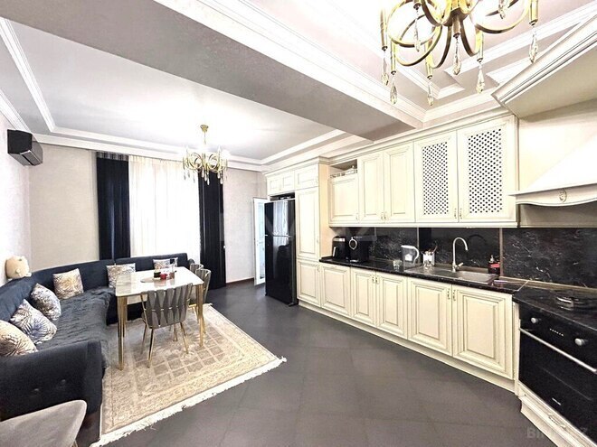 3-комн. новостройка - м. Шах Исмаил Хатаи - 156 м² (5)
