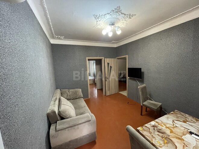 3 otaqlı köhnə tikili - Memar Əcəmi m. - 60 m² (1)