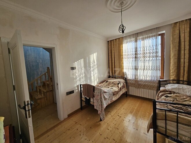 6 otaqlı həyət evi/bağ evi - Saray q. - 260 m² (7)