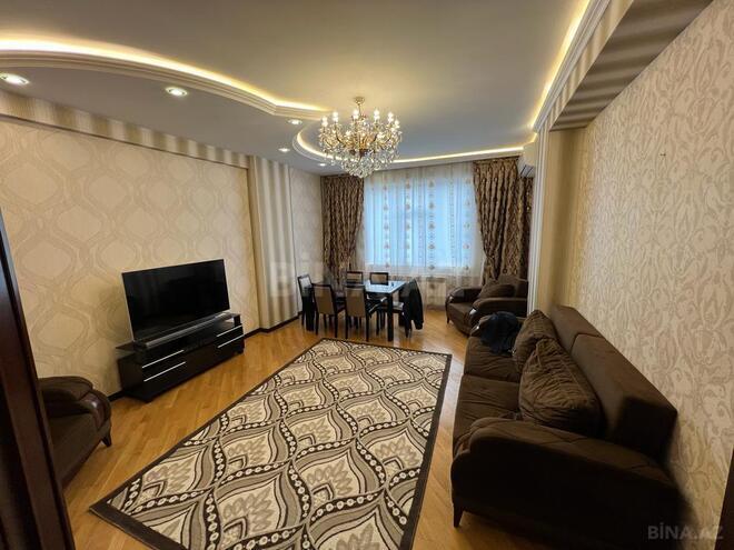 4 otaqlı yeni tikili - Şah İsmayıl Xətai m. - 155 m² (1)