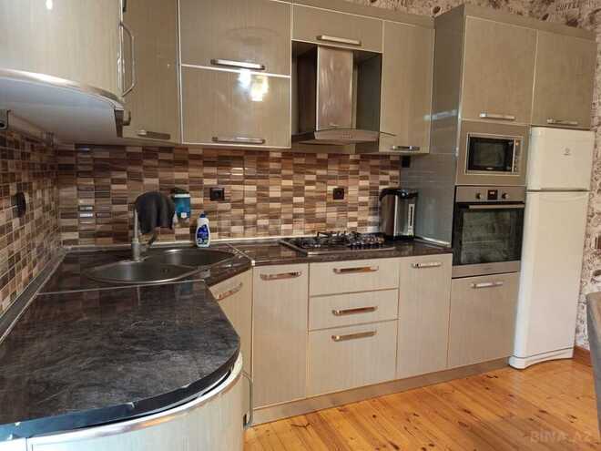 4 otaqlı həyət evi/bağ evi - Gəncə - 200 m² (12)