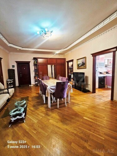 Продаётся 4-комн. новостройка 180 м², м. Элмляр Академиясы, photo 17 from 22