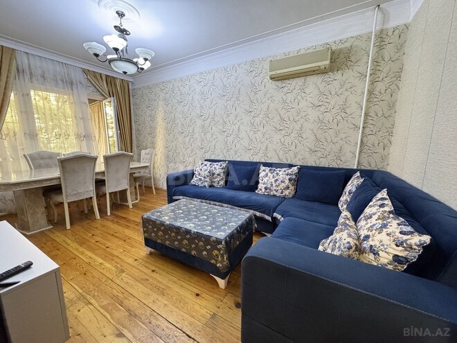 3 otaqlı köhnə tikili - Köhnə Günəşli q. - 72 m² (1)