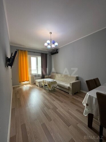 2 otaqlı köhnə tikili - İnşaatçılar m. - 60 m² (1)