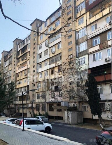 3 otaqlı köhnə tikili - 9-cu mikrorayon q. - 85 m² (1)