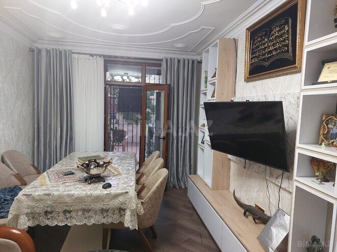 3 otaqlı köhnə tikili - Bakıxanov q. - 80 m² (2)