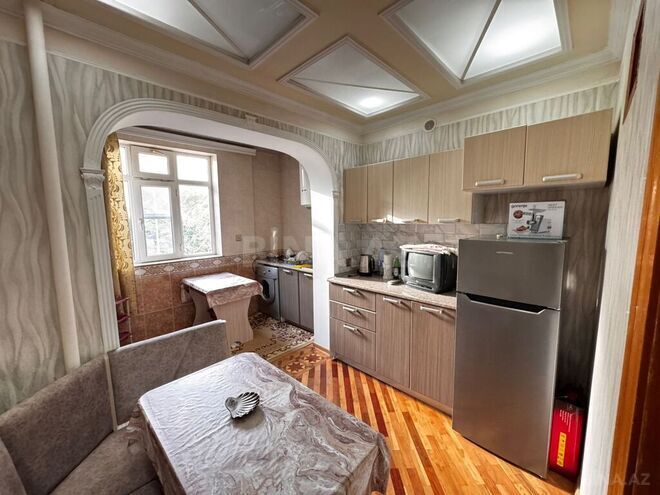 2 otaqlı köhnə tikili - 7-ci mikrorayon q. - 45 m² (15)