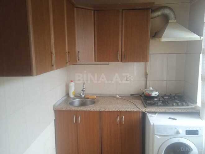 2 otaqlı köhnə tikili - Həzi Aslanov q. - 50 m² (15)