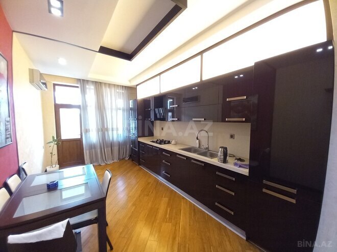 3 otaqlı yeni tikili - Şah İsmayıl Xətai m. - 150 m² (9)