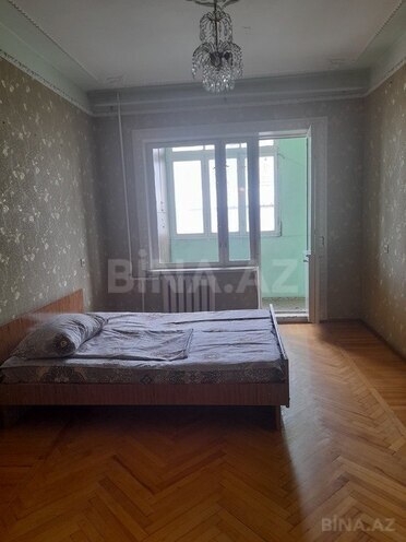 3-комн. вторичка - м. Нефтчиляр - 70 м² (4)
