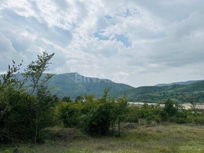 Torpaq - Şamaxı - 72 sot (5)