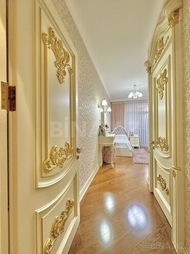 Продаётся 4-комн. новостройка 220 м², м. Кара Караев, photo 23 from 32