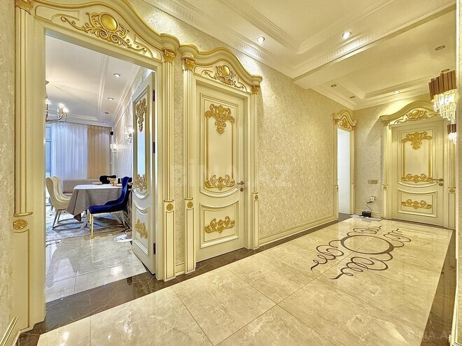Продаётся 4-комн. новостройка 220 м², м. Кара Караев, photo 14 from 32