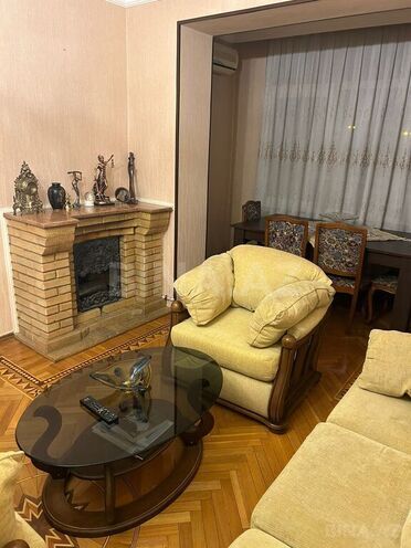 4 otaqlı köhnə tikili - Yasamal r. - 110 m² (1)