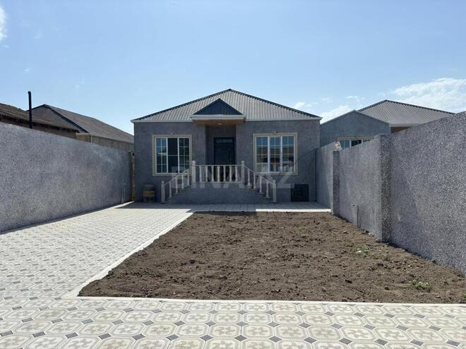 4 otaqlı həyət evi/bağ evi - Maştağa q. - 140 m² (1)