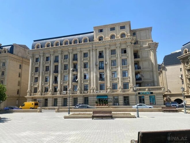 4 otaqlı yeni tikili - Bayıl q. - 130 m² (1)