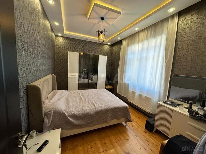 10 otaqlı həyət evi/bağ evi - Bakıxanov q. - 400 m² (22)