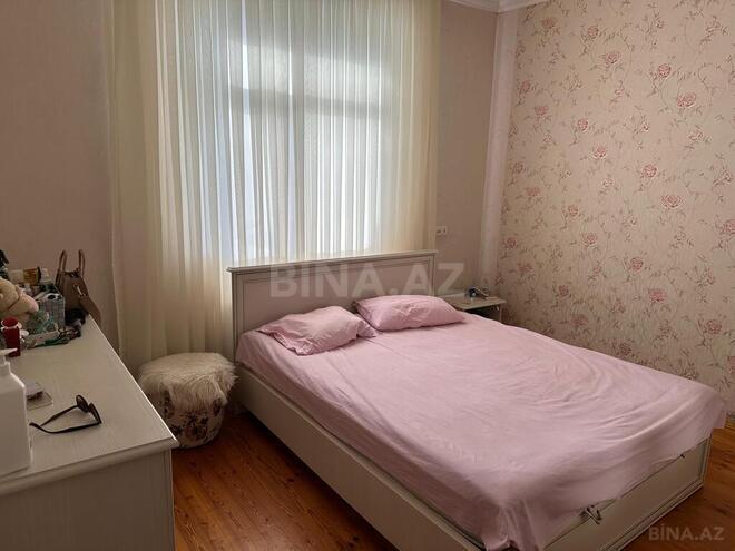 10 otaqlı həyət evi/bağ evi - Bakıxanov q. - 400 m² (21)