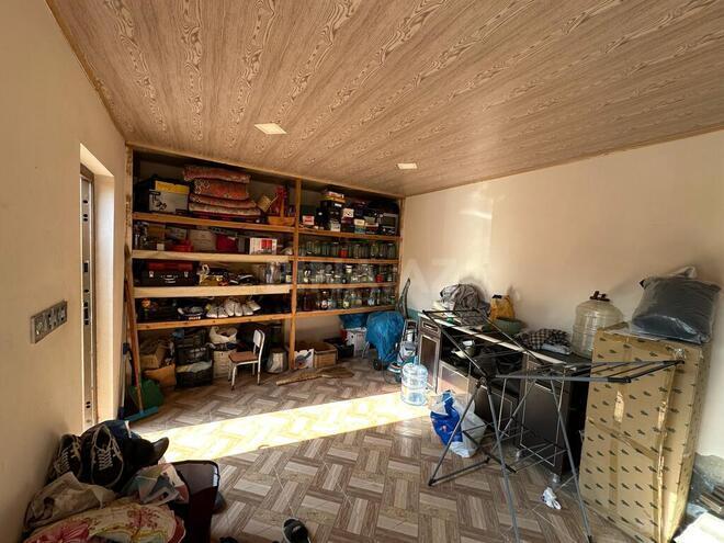 10 otaqlı həyət evi/bağ evi - Bakıxanov q. - 400 m² (29)