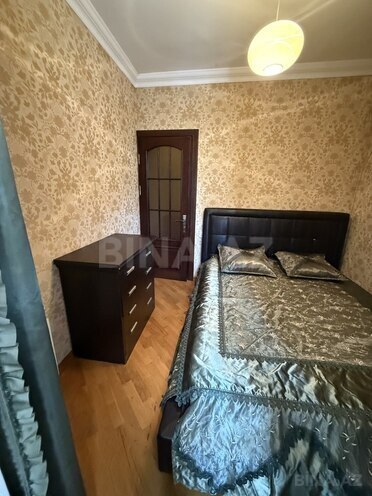 2 otaqlı köhnə tikili - İnşaatçılar m. - 40 m² (10)