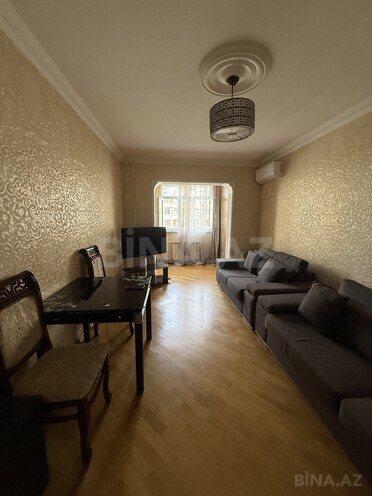 2 otaqlı köhnə tikili - İnşaatçılar m. - 40 m² (13)