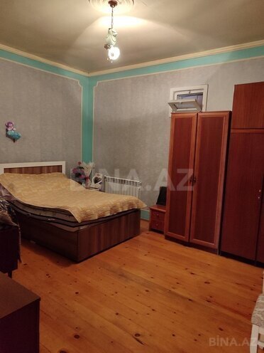 8 otaqlı həyət evi/bağ evi - Əmircan q. - 130 m² (23)