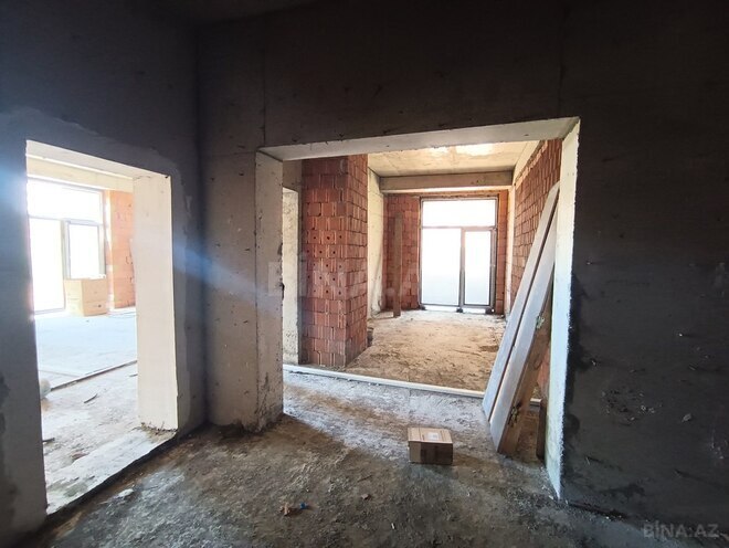 3-комн. новостройка - м. 28 мая - 121.3 м² (3)