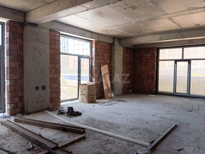 3-комн. новостройка - м. 28 мая - 121.3 м² (6)