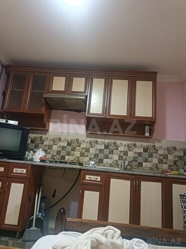 1 otaqlı köhnə tikili - İnşaatçılar m. - 30 m² (2)