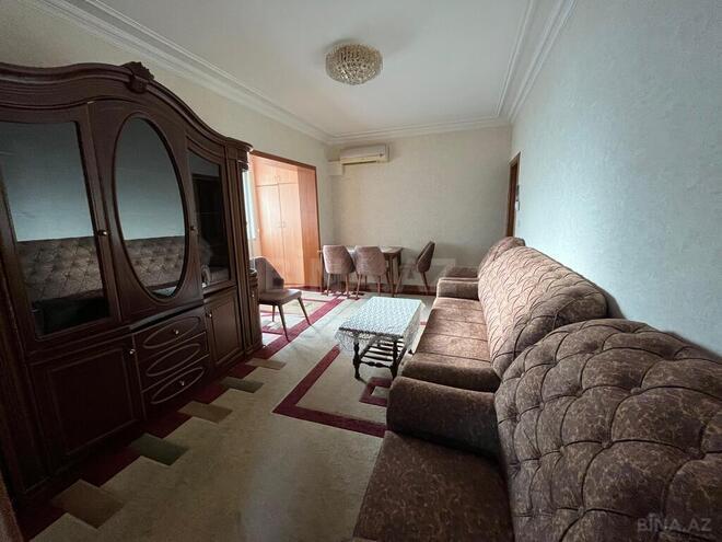 2 otaqlı köhnə tikili - İnşaatçılar m. - 70 m² (2)