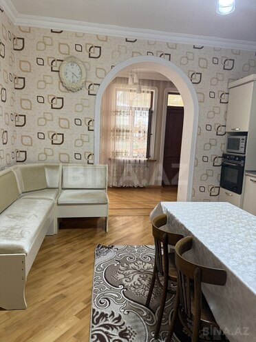 8-комн. дом/дача - Гянджа - 392.9 м² (24)