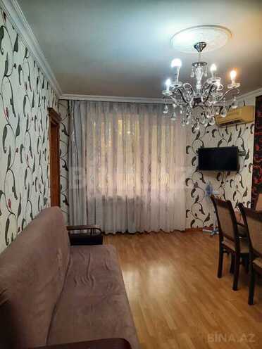 2 otaqlı köhnə tikili - 8 Noyabr m. - 60 m² (1)