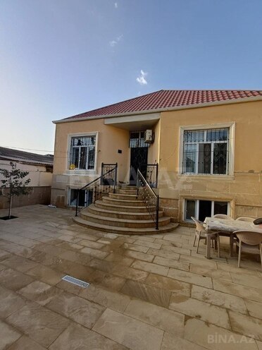 4 otaqlı həyət evi/bağ evi - Binəqədi q. - 158.4 m² (1)