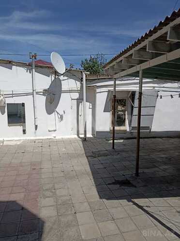 5 otaqlı həyət evi/bağ evi - Sulutəpə q. - 200 m² (1)