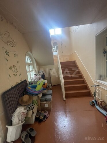 5 otaqlı həyət evi/bağ evi - Novxanı q. - 250 m² (22)