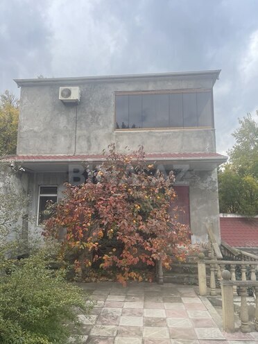 5 otaqlı həyət evi/bağ evi - Novxanı q. - 250 m² (10)