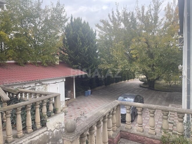 5 otaqlı həyət evi/bağ evi - Novxanı q. - 250 m² (9)