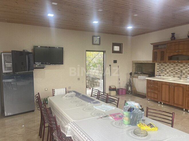 5 otaqlı həyət evi/bağ evi - Novxanı q. - 250 m² (18)