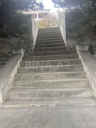 5 otaqlı həyət evi/bağ evi - Novxanı q. - 250 m² (14)