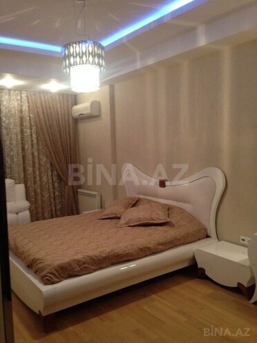 3-комн. новостройка - м. 28 мая - 147 м² (10)