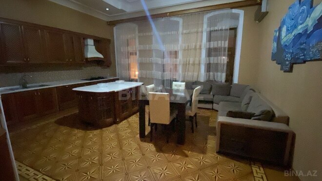 Obyekt - Sahil m. - 300 m² (21)